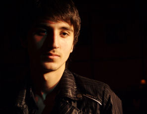 Beyond mere talent, Isfar displays a musical and emotional depth which belies his youth.